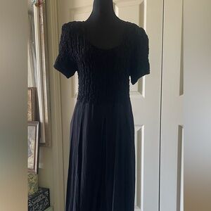 Jeffery & Dara | Wide leg pucker bodice jumpsuit Size  Vintage. Black. Size 14
